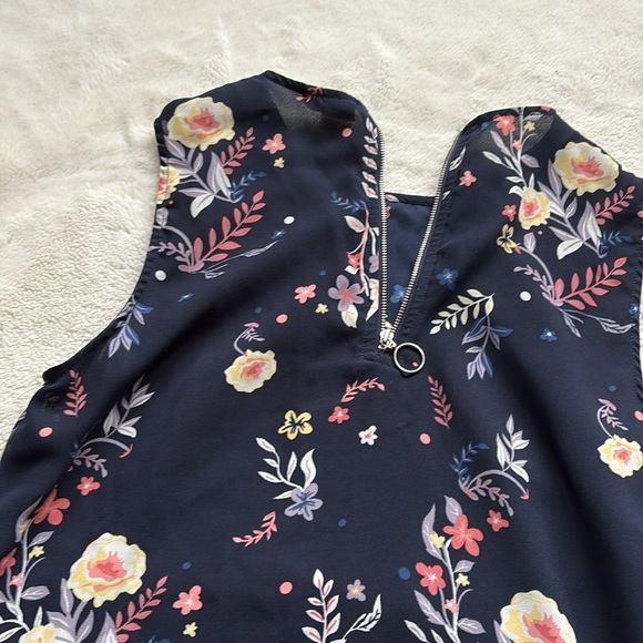 Twik Floral Sleeveless Blouse | Navy Zip Back Tank Top Size Small - Picture 4 of 7